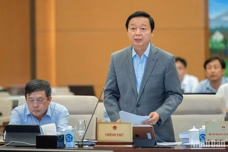 Hiện tại, Phó Thủ tướng Trần Hồng Hà đang kiêm nhiệm giữ chức Bộ trưởng Tài nguyên và Môi trường. (Ảnh: DUY LINH)