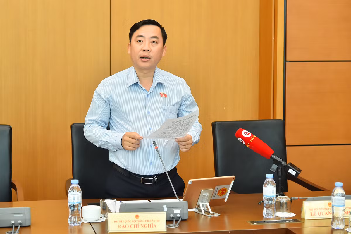 Đại biểu Đào Chí Nghĩa - Đoàn đại biểu Quốc hội thành phố Cần Thơ. (Ảnh: THỦY NGUYÊN)