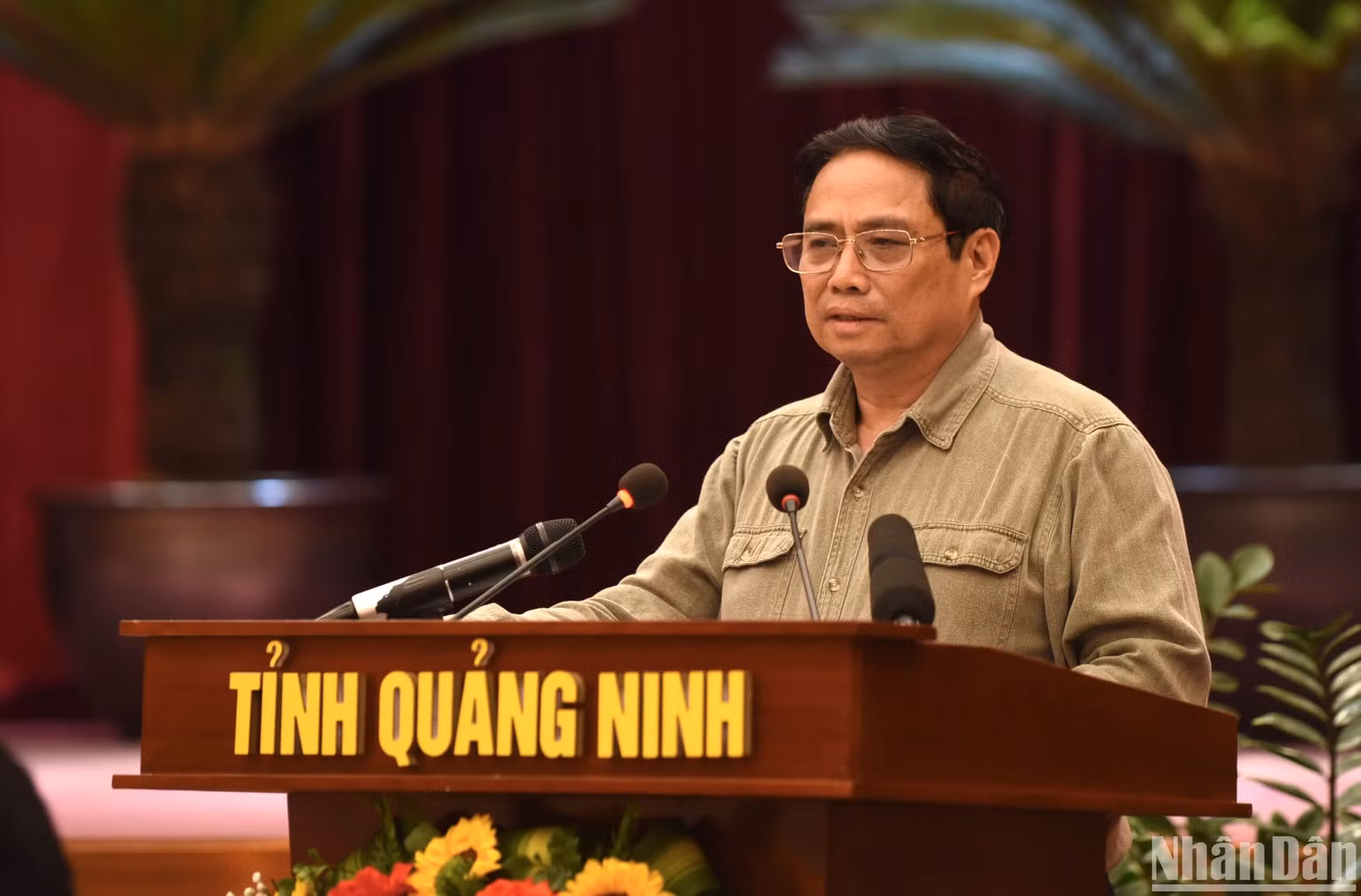 Thủ tướng Phạm Minh Chính phát biểu ý kiến tại buổi làm việc. (Ảnh: TRẦN HẢI)