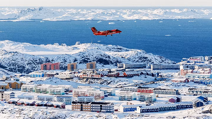 Có tới 80% lãnh thổ Greenland được bao phủ bởi băng tuyết. Ảnh: MSNBC Có tới 80% lãnh thổ Greenland được bao phủ bởi băng tuyết. Ảnh: MSNBC
