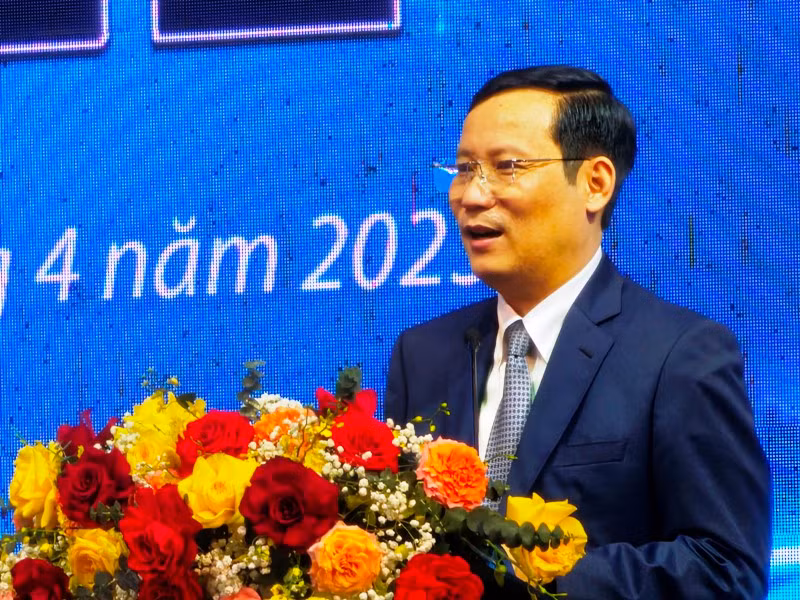 Chủ tịch Liên đoàn Thương mại và Công nghiệp Việt Nam phát biểu tại buổi lễ.
