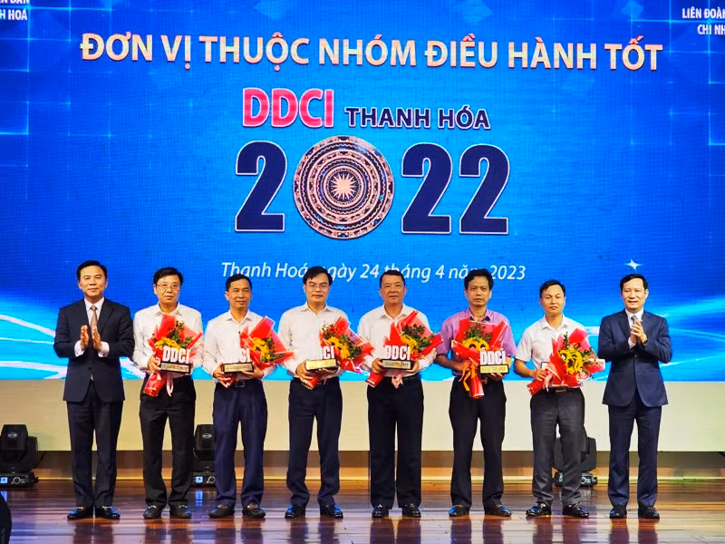 Sáu đơn vị dẫn đầu về chỉ số cạnh tranh cấp huyện.