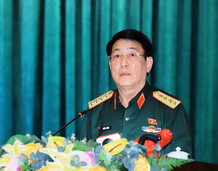 Đại tướng Lương Cường phát biểu tại hội nghị tiếp xúc cử tri huyện Mường Lát, tỉnh Thanh Hóa.