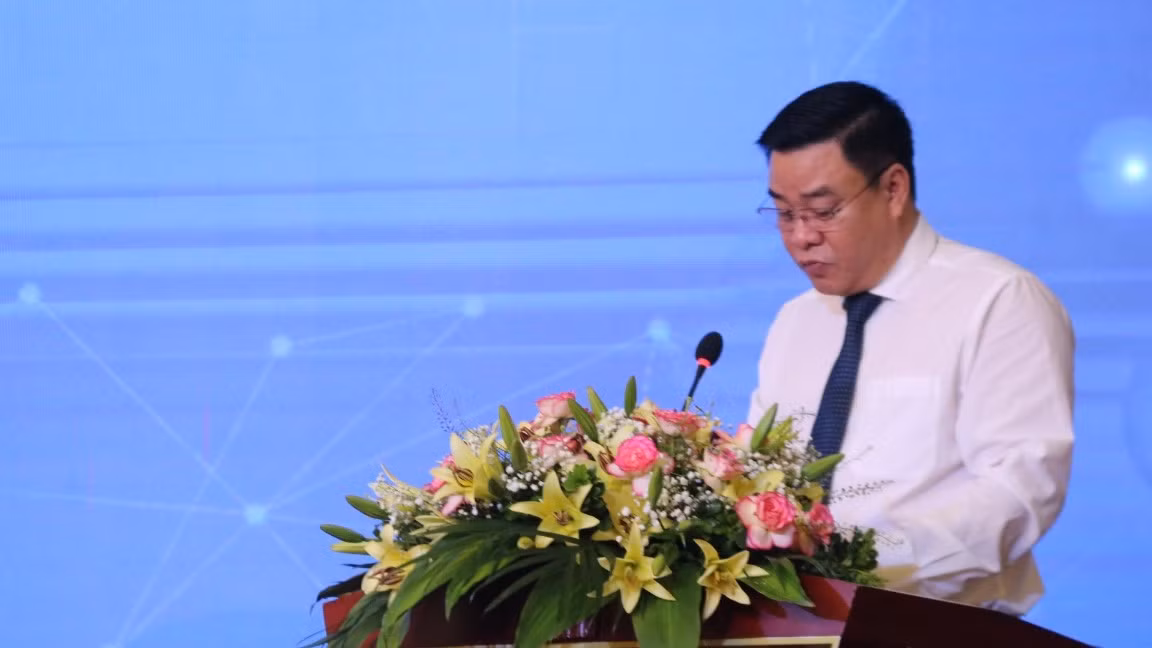 Phó Chủ tịch Thường trực UBND tỉnh Hà Giang, Hoàng Gia Long phát biểu chào mừng Hội thảo.