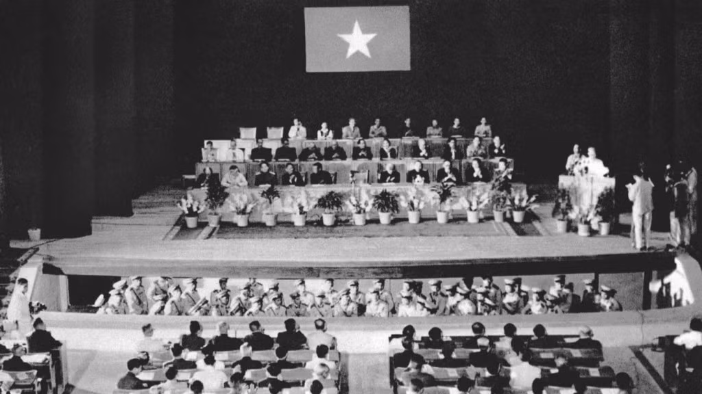 [Quiz] “Hội nghị Diên Hồng” trong thời đại mới diễn ra vào thời gian nào? ảnh 1