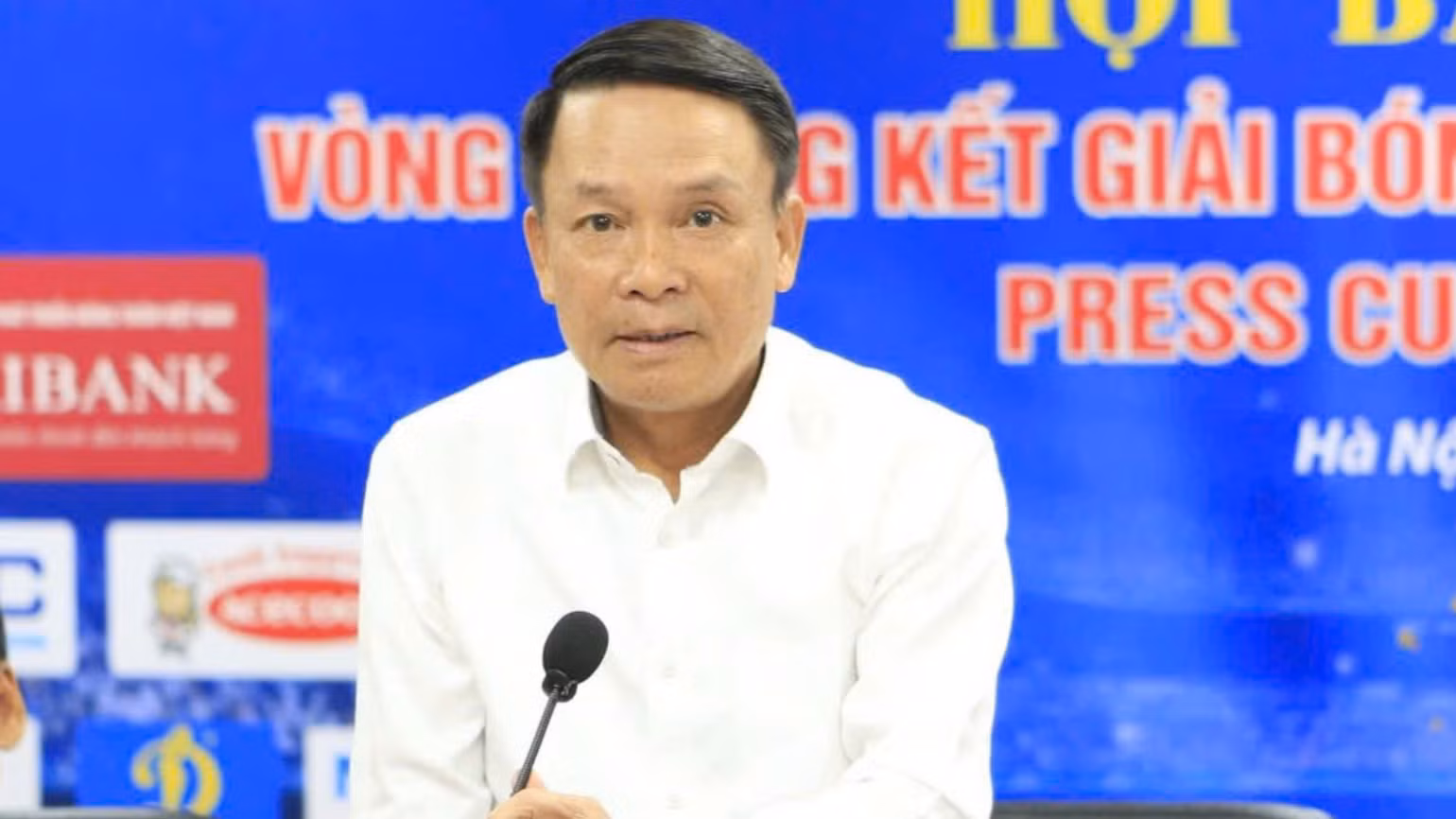 Phó Chủ tịch Thường trực Hội Nhà báo Việt Nam Nguyễn Đức Lợi chia sẻ tại sự kiện.
