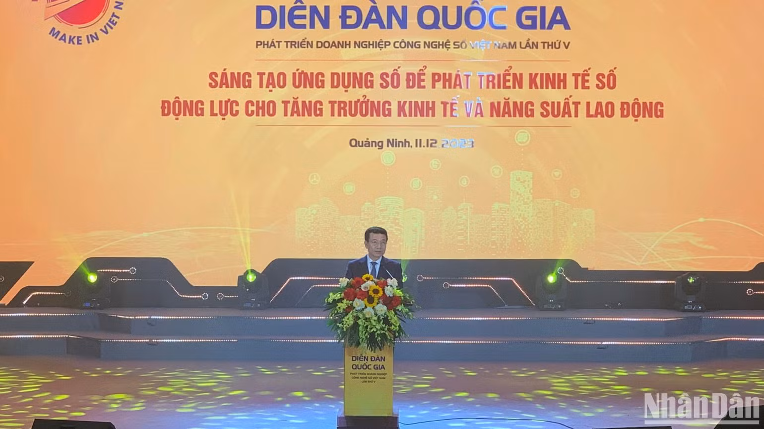 Theo Bộ trưởng Thông tin và Truyền thông Nguyễn Mạnh Hùng, trong 4 năm qua, ngành công nghiệp công nghệ số Việt Nam đã có những bước phát triển và trưởng thành đáng khích lệ.
