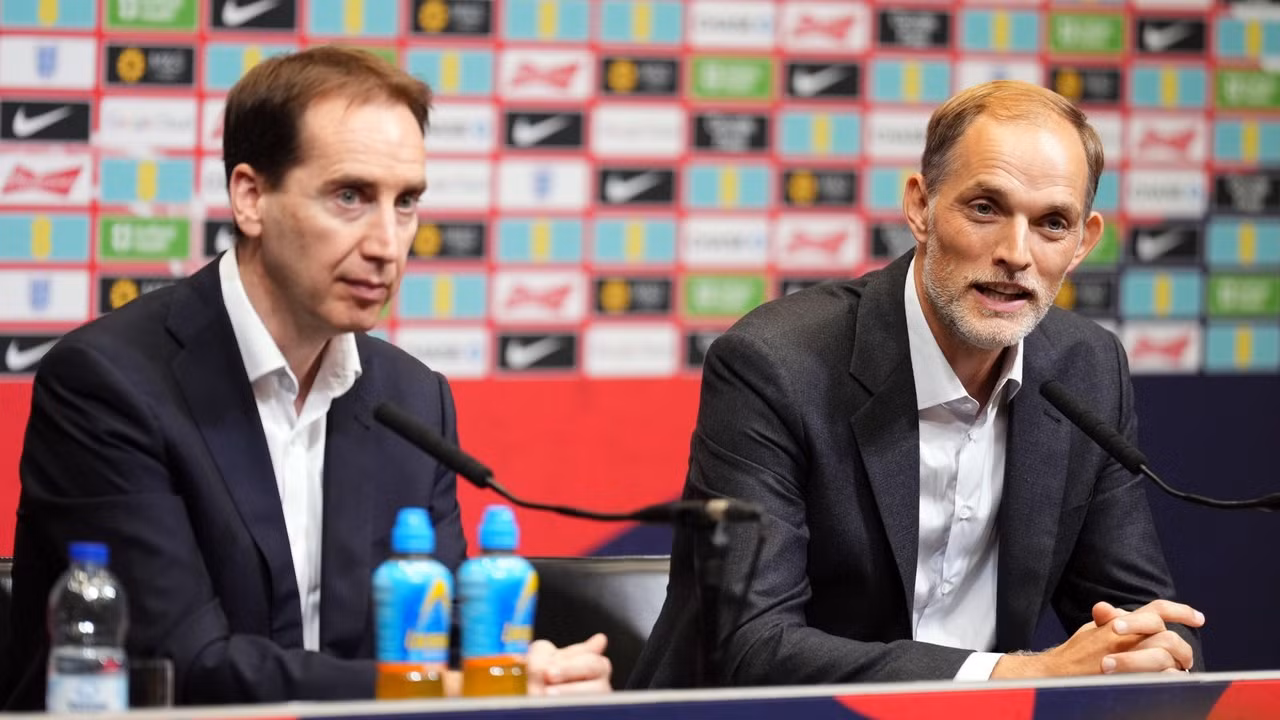 Sự tự tin của Tuchel trong cuộc họp báo ra mắt. (Ảnh: Getty)