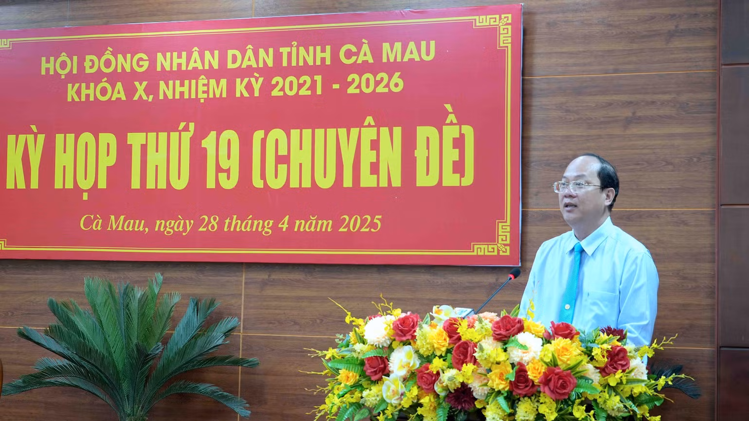 Bí thư Tỉnh ủy Cà Mau Nguyễn Hồ Hải phát biểu tại kỳ họp. Bí thư Tỉnh ủy Cà Mau Nguyễn Hồ Hải phát biểu tại kỳ họp.