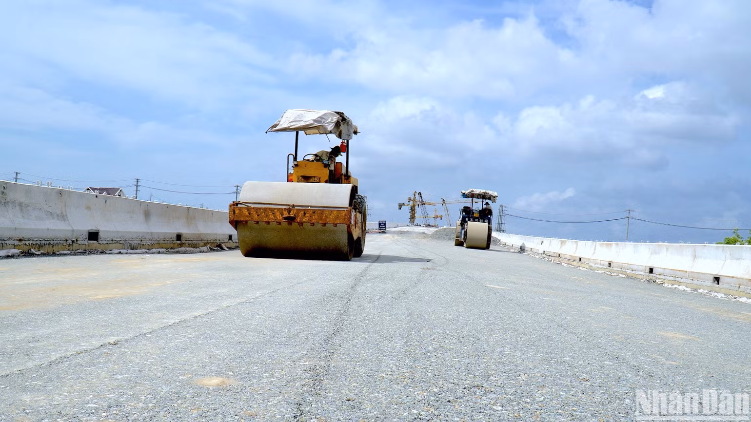 Cà Mau chỉ đạo đẩy nhanh các công trình trọng điểm nhằm thực hiện tốt giải ngân đầu tư công. Cà Mau chỉ đạo đẩy nhanh các công trình trọng điểm nhằm thực hiện tốt giải ngân đầu tư công.