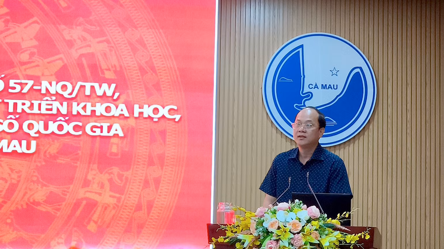 Bí thư Tỉnh ủy Cà Mau Nguyễn Hồ Hải phát biểu giao nhiệm vụ tại hội nghị.