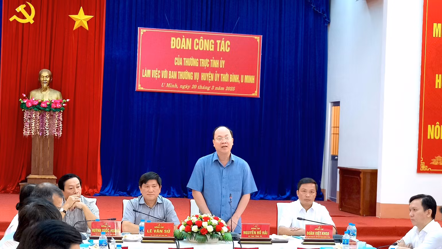 Bí thư Tỉnh ủy Cà Mau Nguyễn Hồ Hải phát biểu chỉ đạo tại buổi làm việc với Ban Thường vụ Huyện ủy Thới Bình và U Minh.