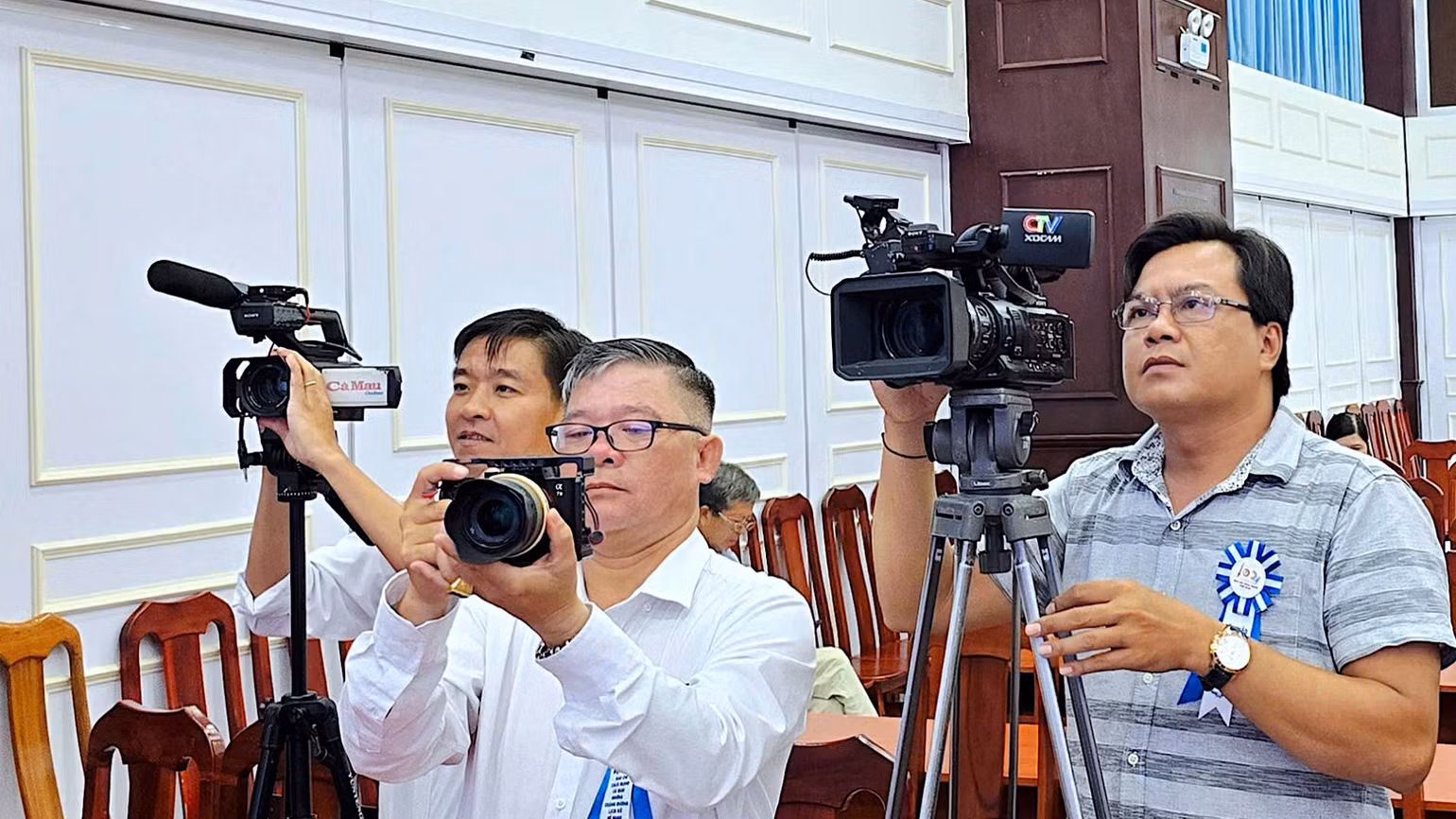 Đội ngũ báo chí tác nghiệp tại Cà Mau ngày càng chuyên nghiệp, đáp ứng yêu cầu, nhiệm vụ trong tình hình mới.