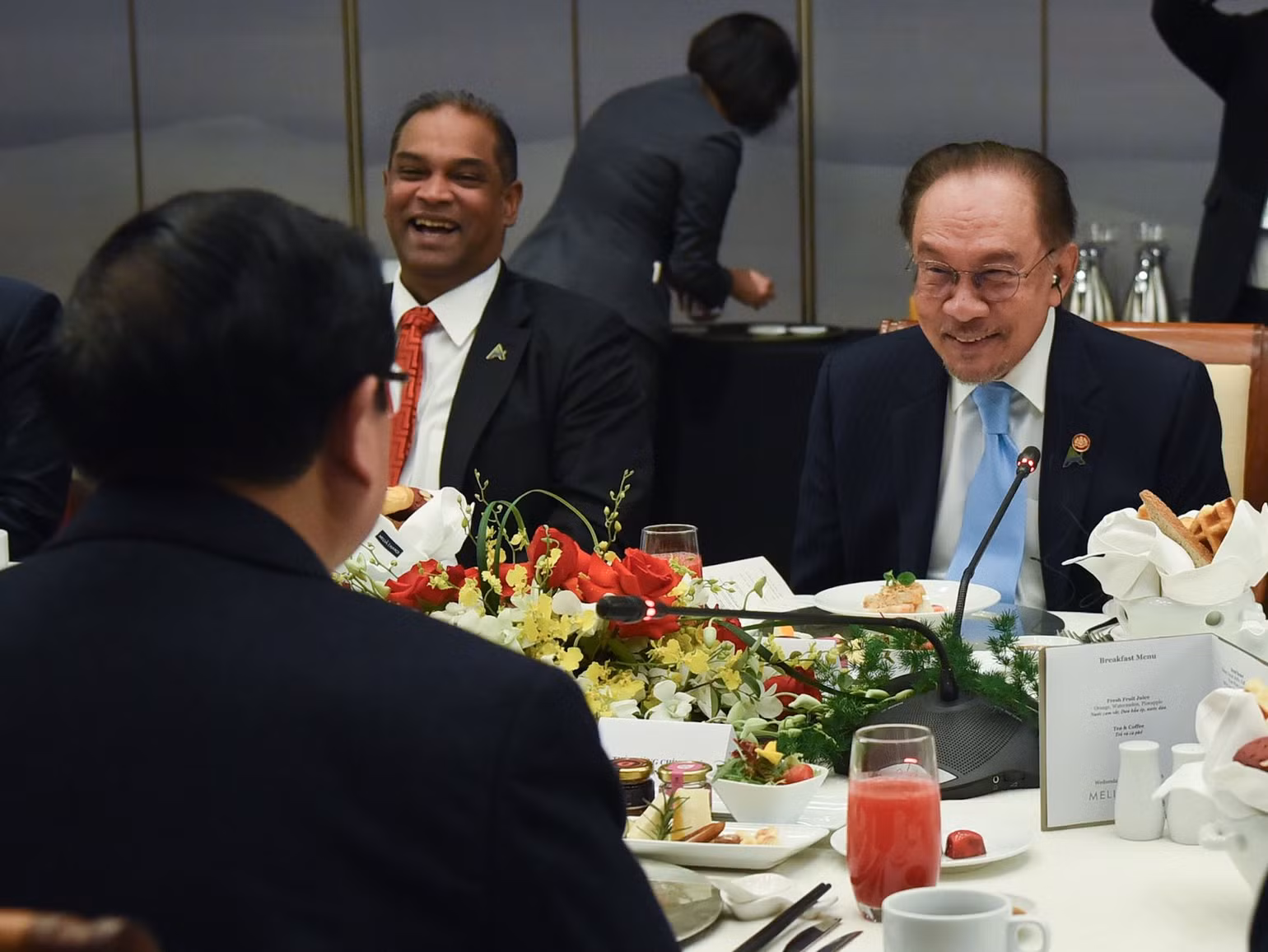 Thủ tướng Malaysia Anwar Ibrahim phát biểu ý kiến. (Ảnh: TRẦN HẢI)