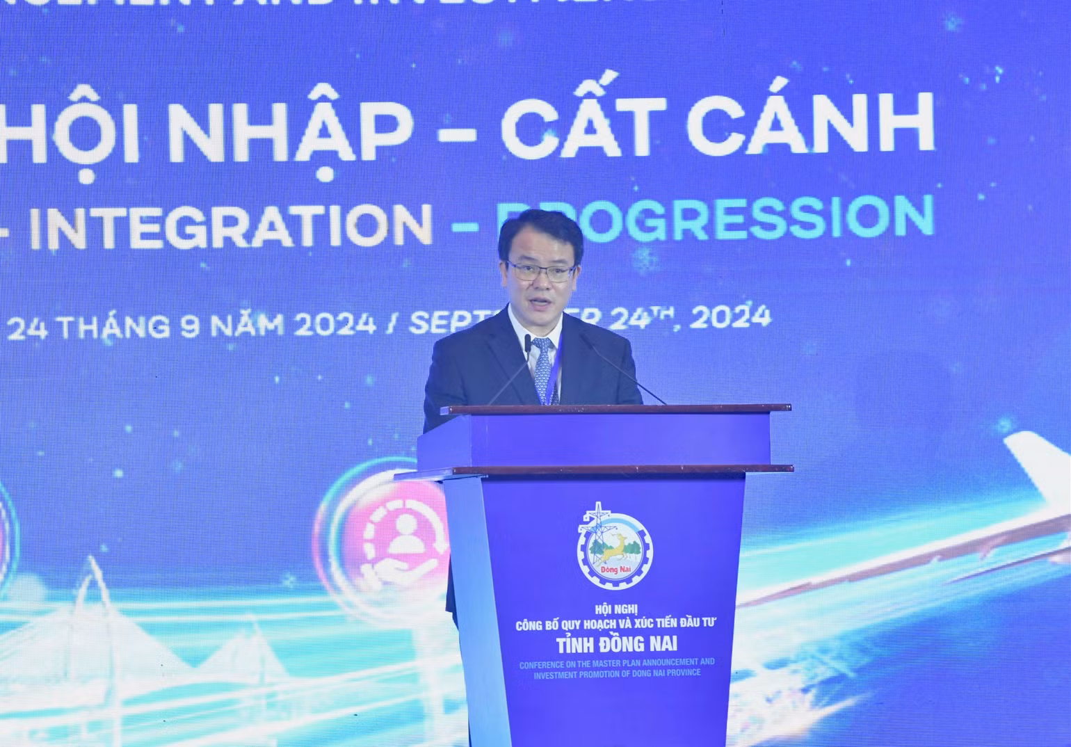 Thứ trưởng Kế hoạch và Đầu tư Trần Quốc Phương phát biểu ý kiến tại Hội nghị (Ảnh: Thanh Giang).