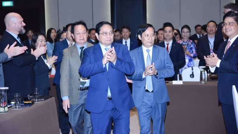 Thủ tướng Phạm Minh Chính tới dự tại Hội nghị Thượng đỉnh Kinh doanh Việt Nam - Hoa Kỳ. (Ảnh: Trần Hải) Thủ tướng Phạm Minh Chính tới dự tại Hội nghị Thượng đỉnh Kinh doanh Việt Nam - Hoa Kỳ. (Ảnh: Trần Hải)