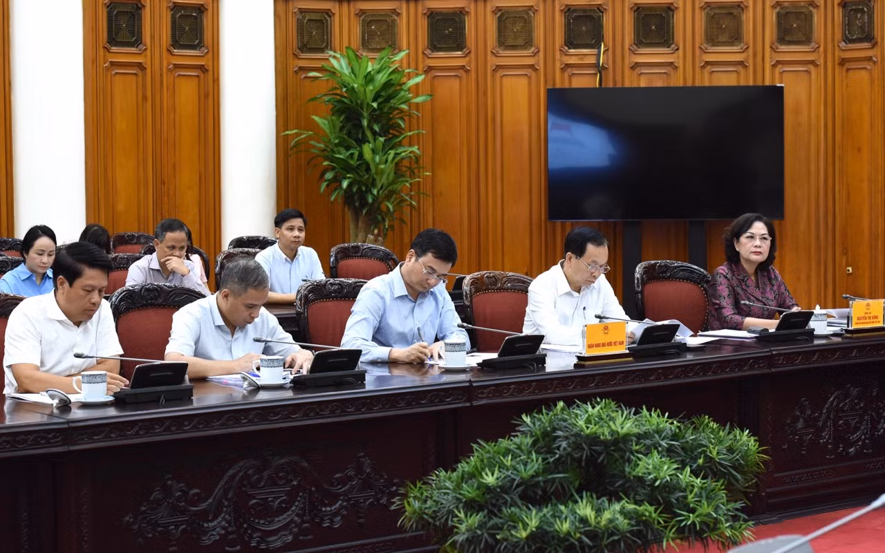 Đại diện lãnh đạo một số bộ, ngành tham dự cuộc họp. (Ảnh: Trần Hải)