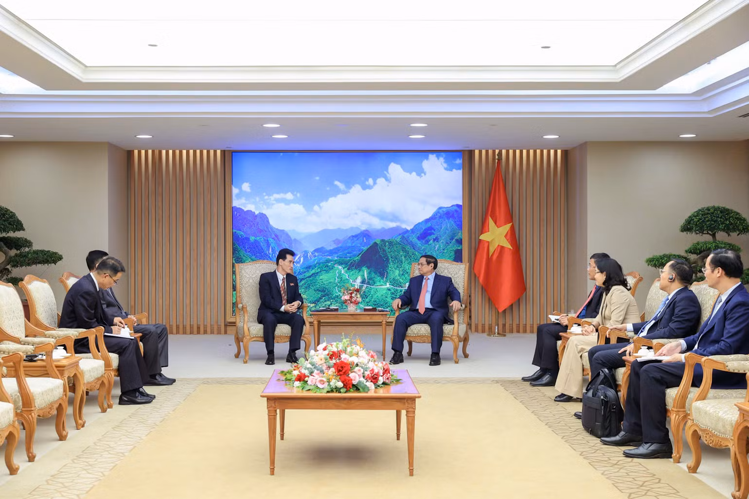 Quang cảnh buổi tiếp. (Ảnh: TRẦN HẢI) Quang cảnh buổi tiếp. (Ảnh: TRẦN HẢI)