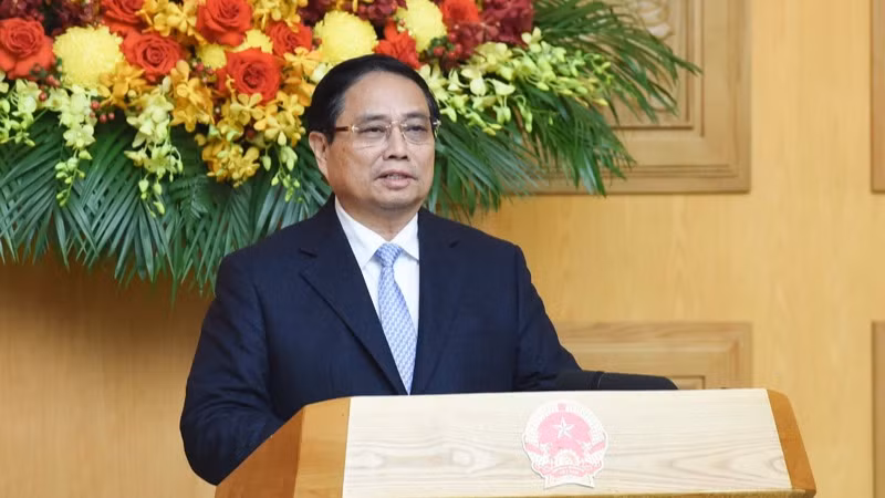 Thủ tướng Phạm Minh Chính chia sẻ các ý kiến với các tập đoàn, doanh nghiệp Hàn Quốc. (Ảnh: TRẦN HẢI)