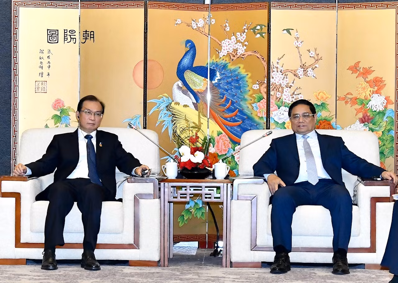 Thủ tướng Phạm Minh Chính tiếp ông Giang Nhị, Chủ tịch Tập đoàn Hoa Điện Trung Quốc. (Ảnh: Thanh Giang) Thủ tướng Phạm Minh Chính tiếp ông Giang Nhị, Chủ tịch Tập đoàn Hoa Điện Trung Quốc. (Ảnh: Thanh Giang)
