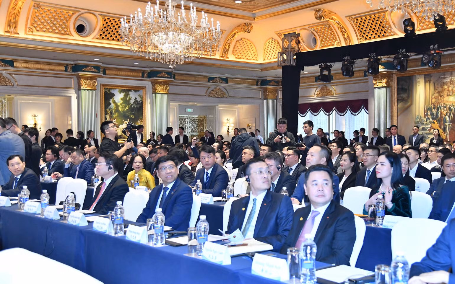 Các đại biểu, doanh nghiệp hai nước tham dự Tọa đàm (Ảnh: Thanh Giang). Các đại biểu, doanh nghiệp hai nước tham dự Tọa đàm (Ảnh: Thanh Giang).