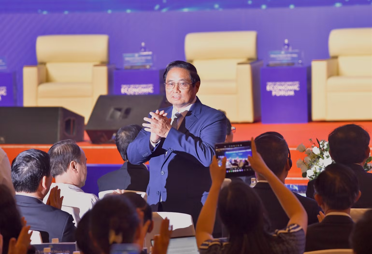 Thủ tướng Phạm Minh Chính tới dự và chủ trì phiên đối thoại chính sách. (Ảnh: THANH GIANG) Thủ tướng Phạm Minh Chính tới dự và chủ trì phiên đối thoại chính sách. (Ảnh: THANH GIANG)