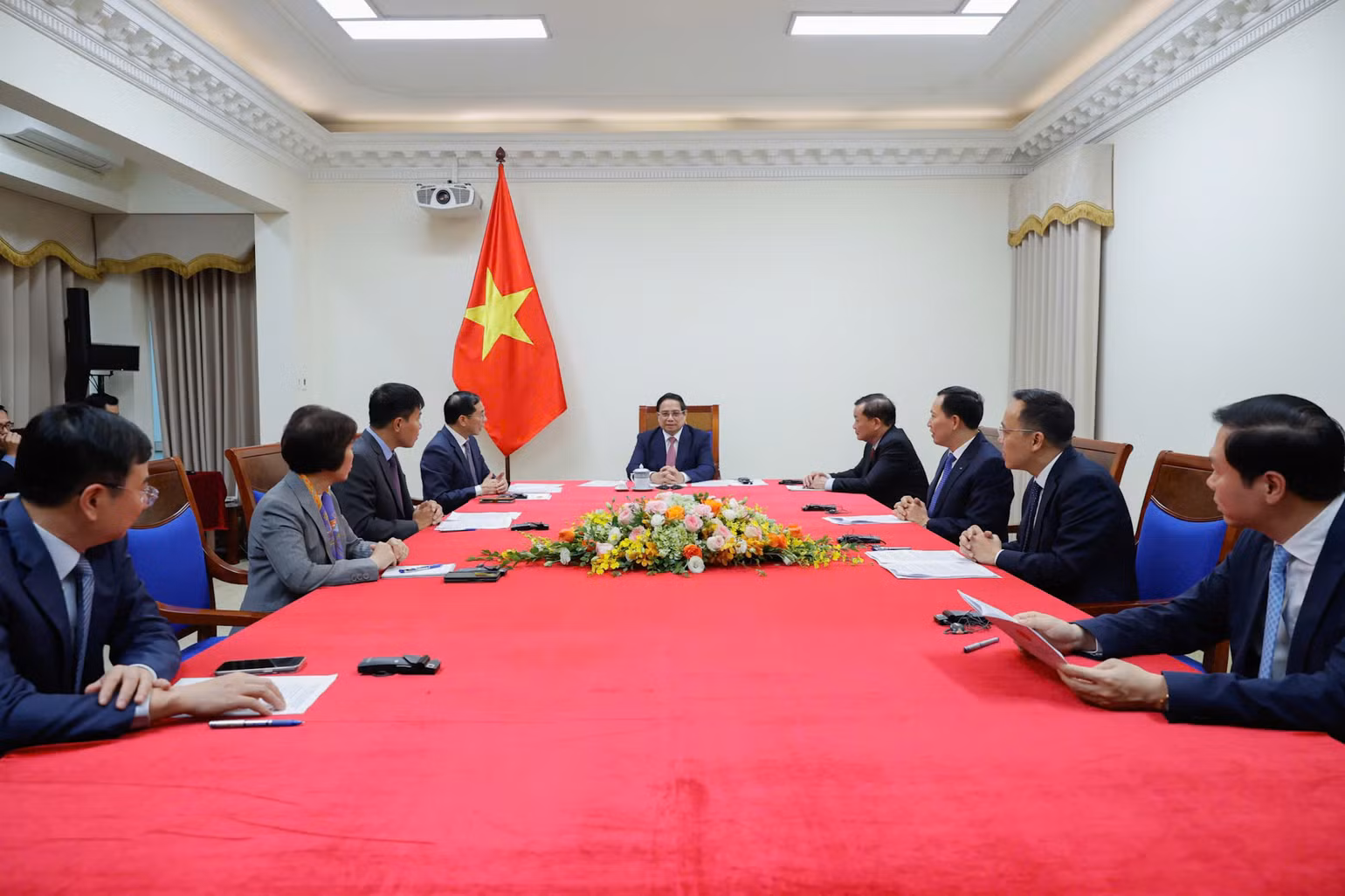 Quang cảnh buổi điện đàm (Ảnh: TRẦN HẢI).