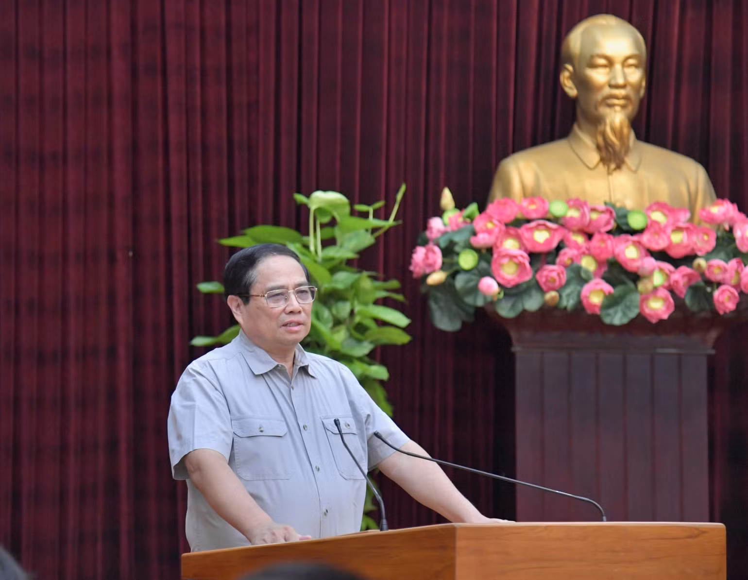 Thủ tướng Phạm Minh Chính phát biểu ý kiến chỉ đạo tại buổi làm việc. (Ảnh: THANH GIANG)