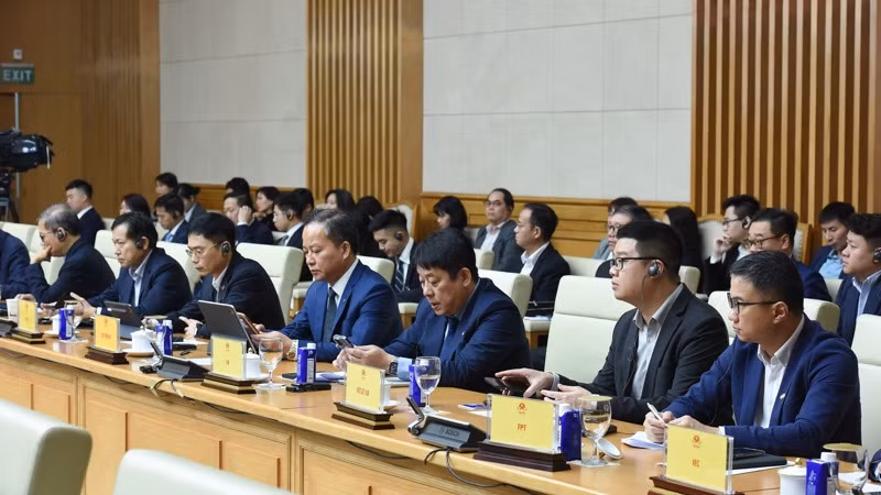 Đại diện lãnh đạo một số tập đoàn, doanh nghiệp Việt Nam. (Ảnh: TRẦN HẢI)