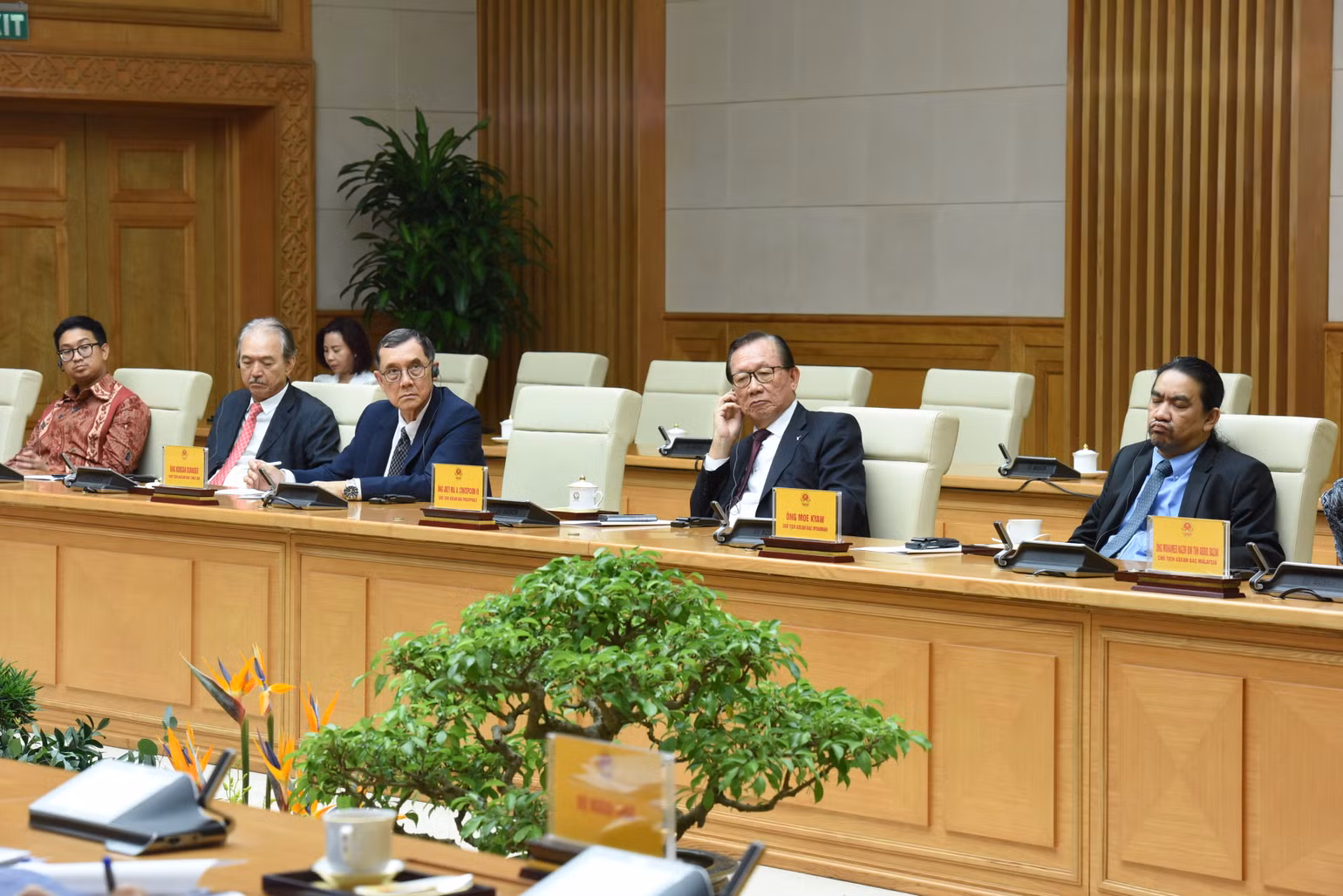 Đoàn các Chủ tịch Hội đồng Tư vấn kinh doanh ASEAN (ASEAN BAC) các nước.