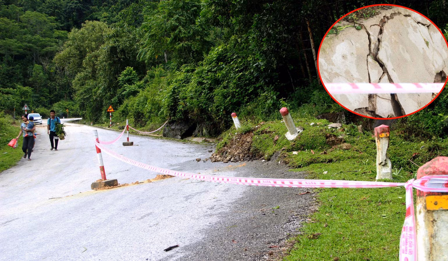 Xuất hiện điểm sạt lở mới cách đoạn Km264+700 khoảng 200m. Xuất hiện điểm sạt lở mới cách đoạn Km264+700 khoảng 200m.