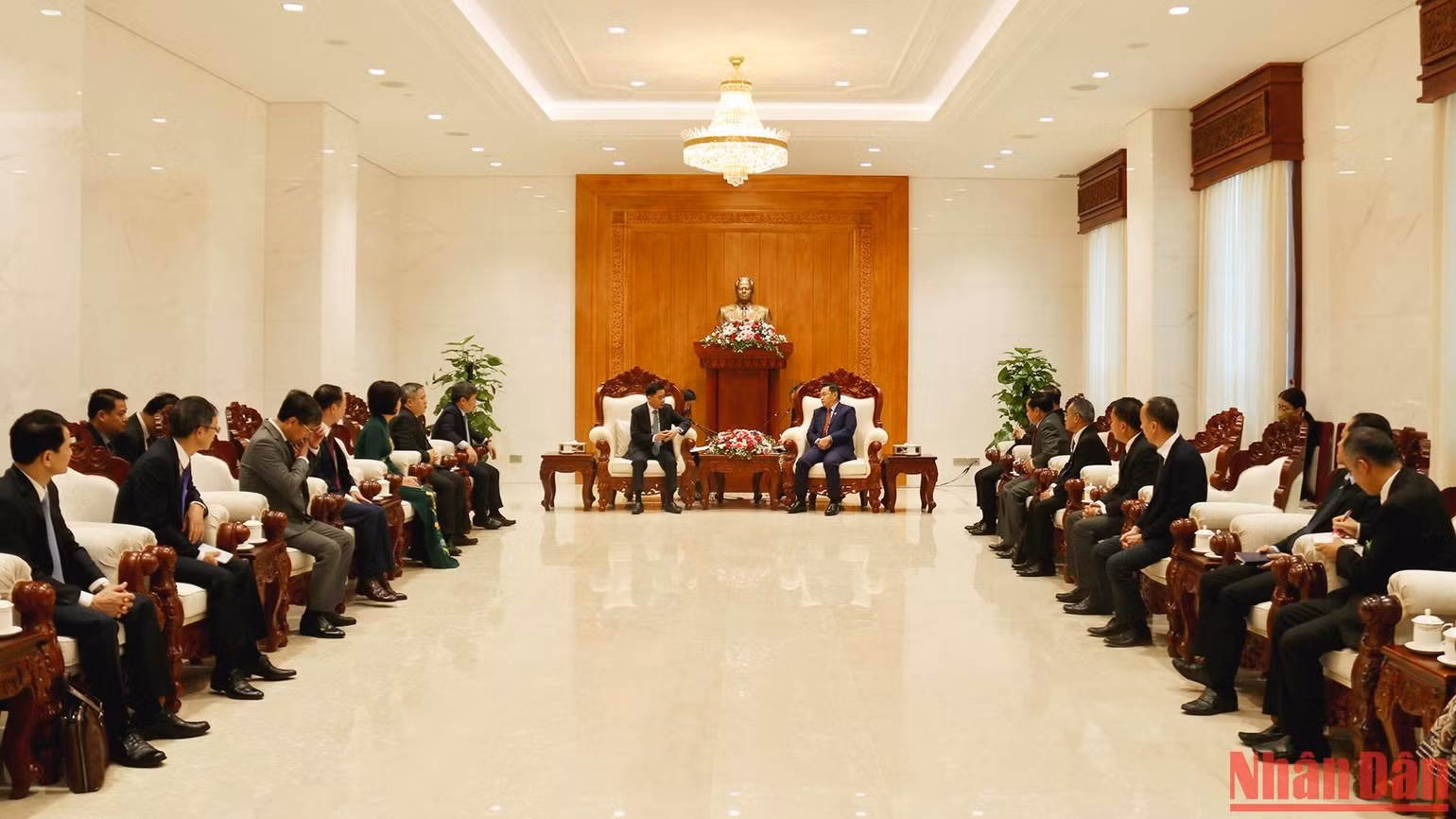 Quang cảnh buổi tiếp. (Ảnh: Trịnh Dũng)