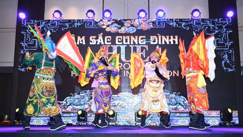 Các hoạt động trình diễn văn hóa, nghệ thuật tại sự kiện. (Ảnh: Trung tâm Thông tin du lịch) Các hoạt động trình diễn văn hóa, nghệ thuật tại sự kiện. (Ảnh: Trung tâm Thông tin du lịch)