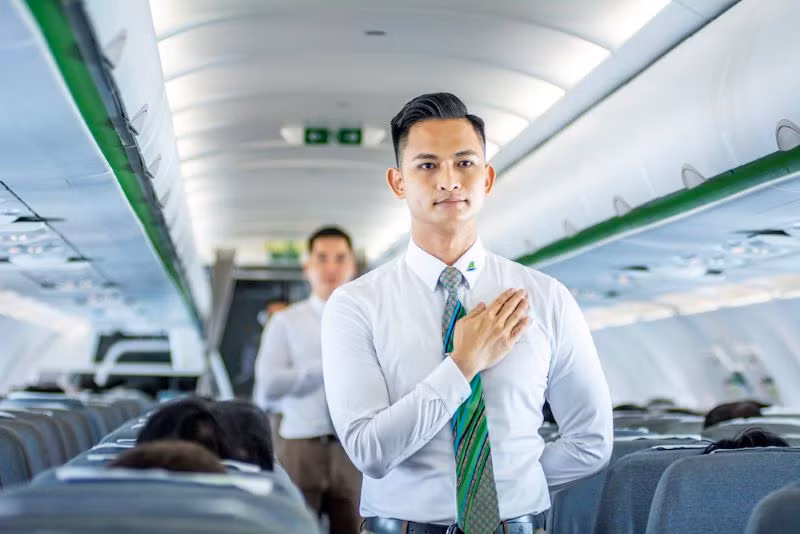 Hãng hàng không Bamboo Airways cũng công bố chính thức tiếp nhận vận chuyển miễn phí hàng hóa cứu trợ bà con miền bắc từ ngày 11/9 đến 26/9.
