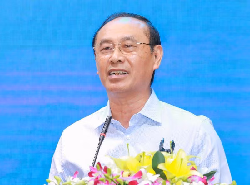Thứ trưởng Giao thông vận tải Lê Đình Thọ. Thứ trưởng Giao thông vận tải Lê Đình Thọ.