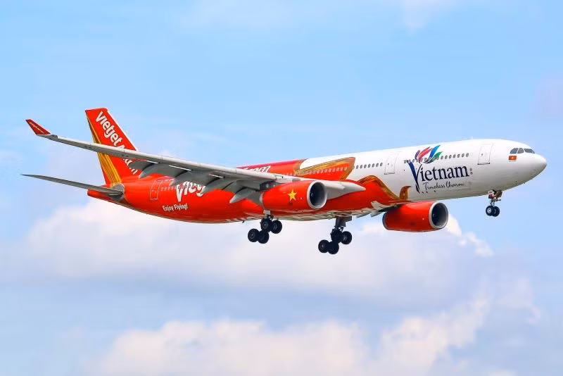 Kết quả tài chính sau kiểm toán cho thấy Vietjet đạt lợi nhuận vận tải hàng không tích cực trong năm 2023. Kết quả tài chính sau kiểm toán cho thấy Vietjet đạt lợi nhuận vận tải hàng không tích cực trong năm 2023.