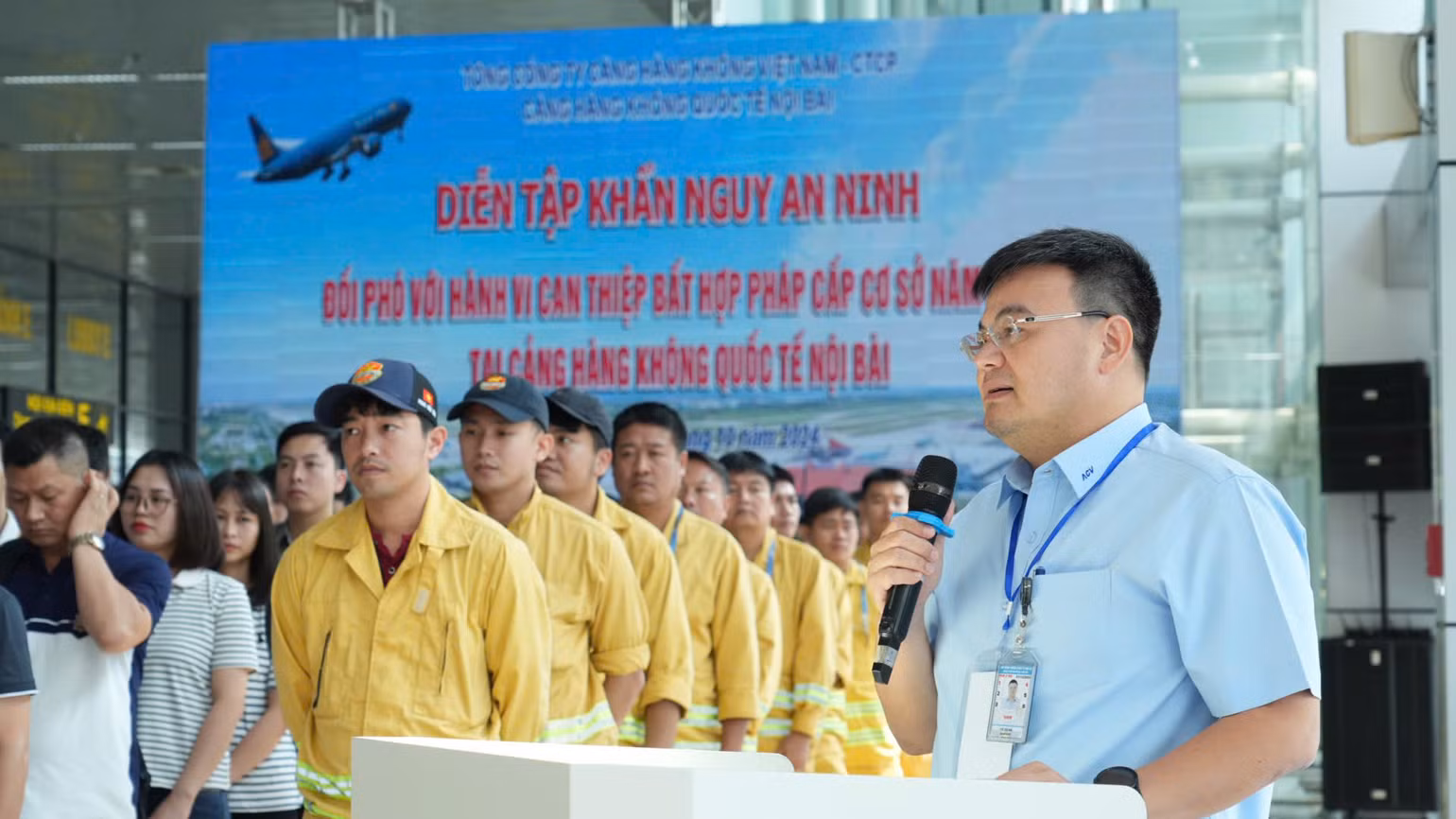 Ông Tô Tử Hà - Giám đốc Cảng HKQT Nội Bài phát biểu.