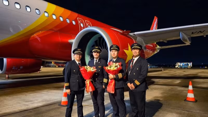 Theo kế hoạch, trong tháng 12 này, Vietjet sẽ nhận thêm 3 tàu bay mới. Theo kế hoạch, trong tháng 12 này, Vietjet sẽ nhận thêm 3 tàu bay mới.