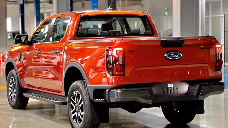 Ô-tô pickup là phương tiện phục vụ nhiều ngành kinh tế, nhất là các ngành xây dựng, vận tải, việc tăng thuế có thể làm tăng chi phí đầu vào cho các ngành này.