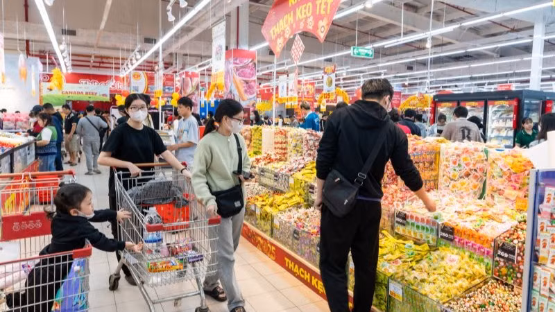 Chương trình áp dụng khuyến mãi hấp dẫn đến 49% đối với gần 100 sản phẩm đặc sản từ khắp các vùng miền trên cả nước. Chương trình áp dụng khuyến mãi hấp dẫn đến 49% đối với gần 100 sản phẩm đặc sản từ khắp các vùng miền trên cả nước.