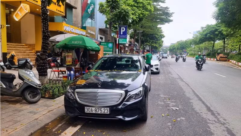Công ty VETC đã đồng hành cùng chủ trương của thành phố, đến nay đã tham gia triển khai 167 bãi đỗ, trong đó có 100 điểm trông giữ ô-tô và 67 điểm trông giữ xe máy với hơn 500.000 lượt giao dịch, tổng giá trị giao dịch gần 6 tỷ đồng.