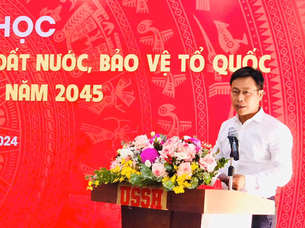 GS Lê Quân phát biểu tại Hội thảo.