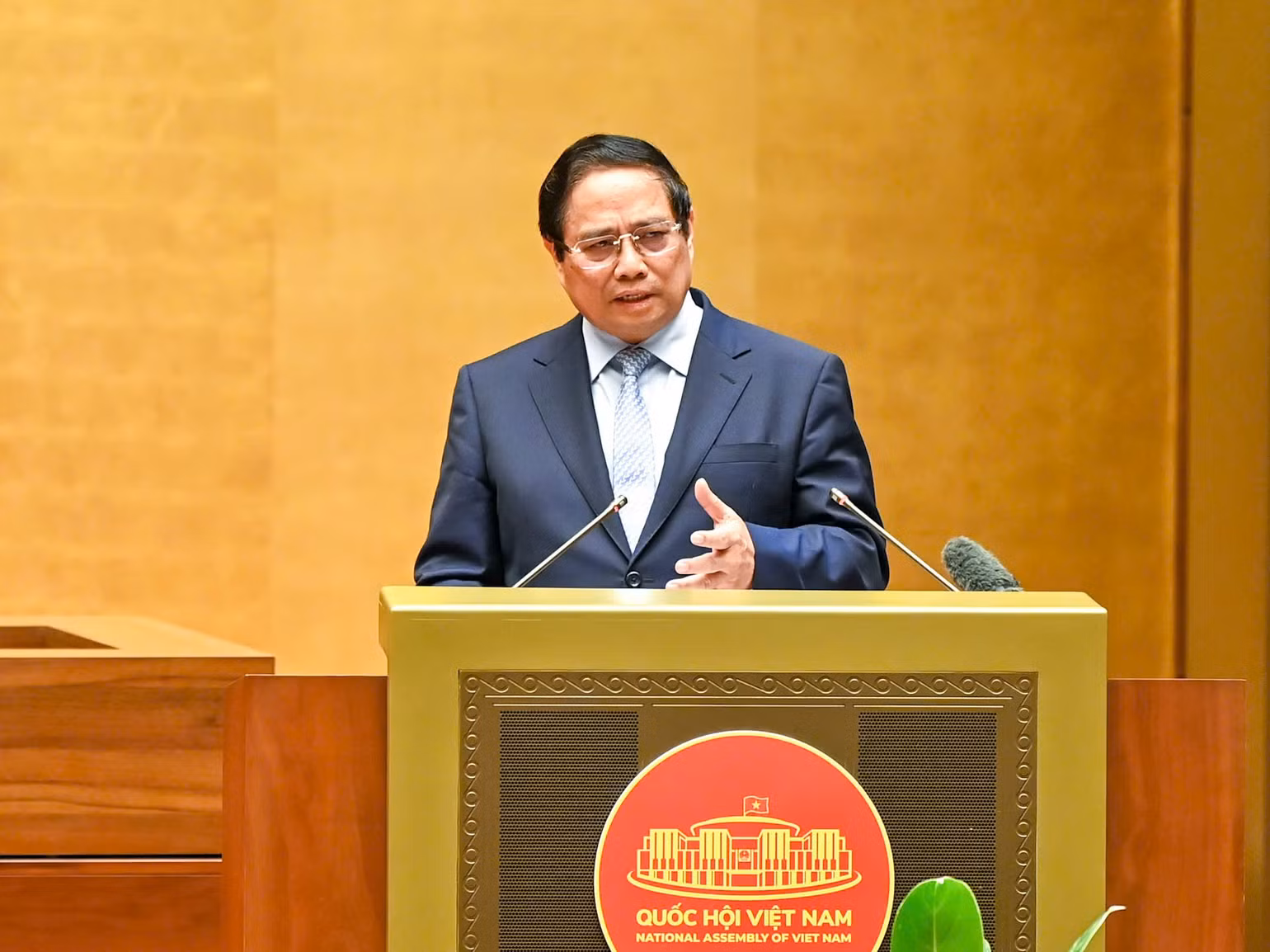 Thủ tướng Chính phủ Phạm Minh Chính giới thiệu chuyên đề về các dự thảo Văn kiện trình Đại hội XIV của Đảng. (Ảnh DUY LINH) Thủ tướng Chính phủ Phạm Minh Chính giới thiệu chuyên đề về các dự thảo Văn kiện trình Đại hội XIV của Đảng. (Ảnh DUY LINH)