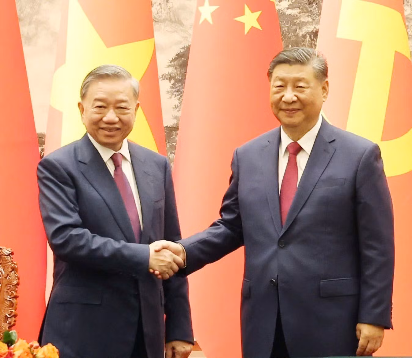 Tổng Bí thư, Chủ tịch nước Tô Lâm và Tổng Bí thư, Chủ tịch Trung Quốc Tập Cận Bình. Tổng Bí thư, Chủ tịch nước Tô Lâm và Tổng Bí thư, Chủ tịch Trung Quốc Tập Cận Bình.