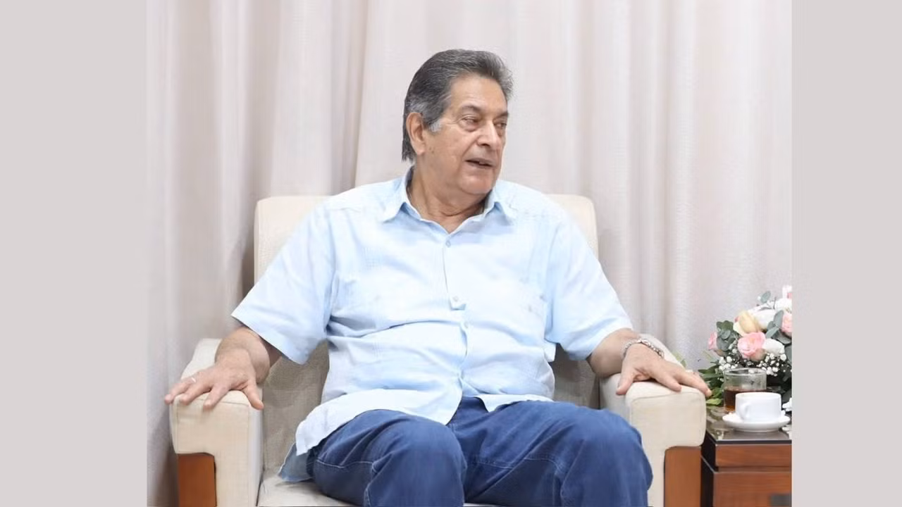 Ông Fredesmán Turró González - nguyên là Đại sứ Cuba tại Việt Nam, Phó Chủ tịch Hội Hữu nghị Cuba-Việt Nam. Ông Fredesmán Turró González - nguyên là Đại sứ Cuba tại Việt Nam, Phó Chủ tịch Hội Hữu nghị Cuba-Việt Nam.