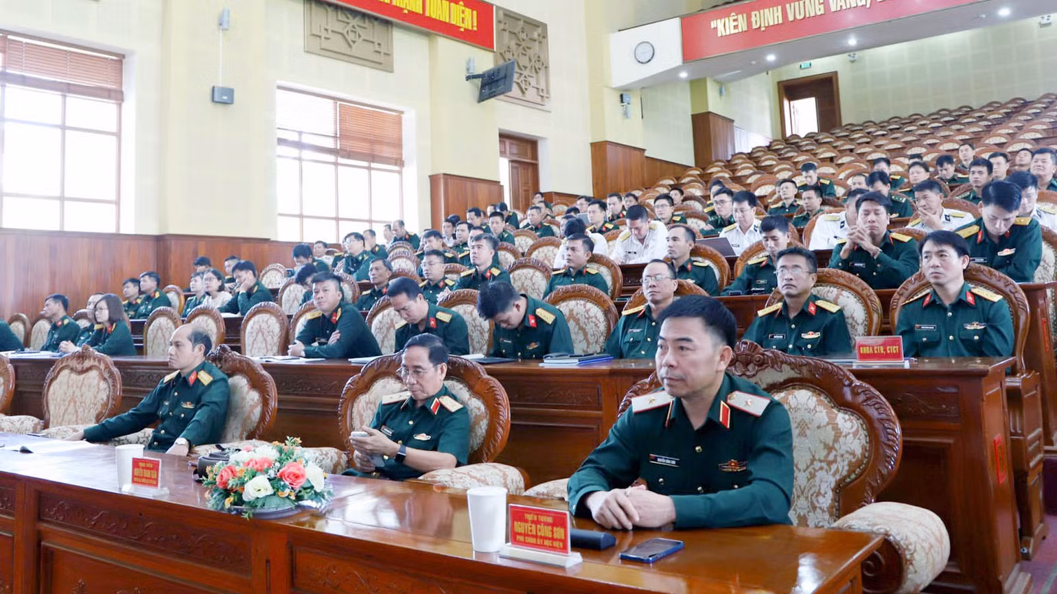 Đại biểu dự bế mạc tập huấn. Đại biểu dự bế mạc tập huấn.