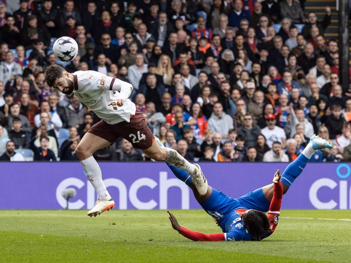 Gvardiol (trái) bỏ ngỏ khả năng ra sân trong trận gặp Real. (Ảnh: Manchester Evening News) Gvardiol (trái) bỏ ngỏ khả năng ra sân trong trận gặp Real. (Ảnh: Manchester Evening News)