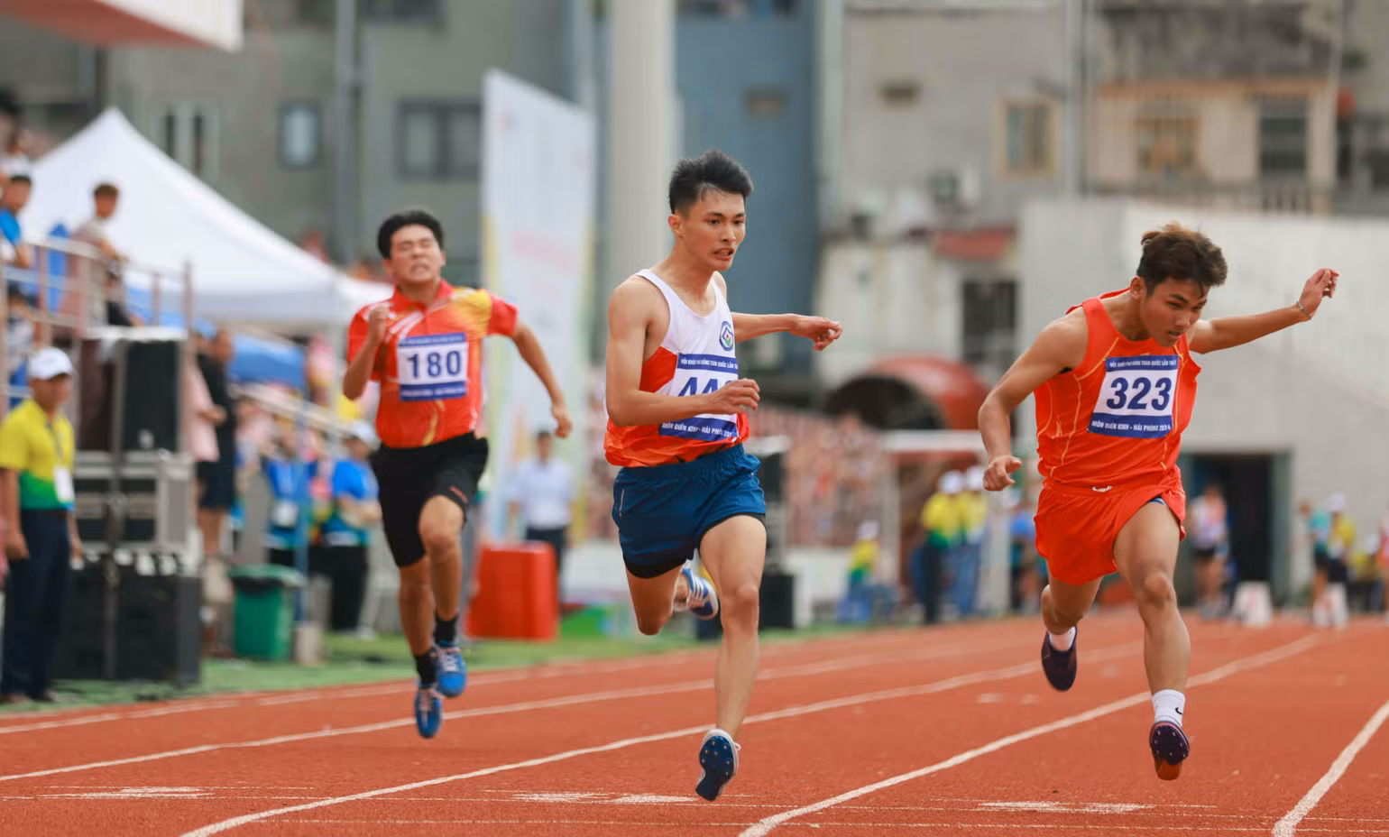 Xếp thứ 2 tại môn điền kinh là đoàn Hải Dương với 4 Huy chương Vàng, 1 Huy chương Bạc và 10 Huy chương Đồng. Xếp thứ 2 tại môn điền kinh là đoàn Hải Dương với 4 Huy chương Vàng, 1 Huy chương Bạc và 10 Huy chương Đồng.