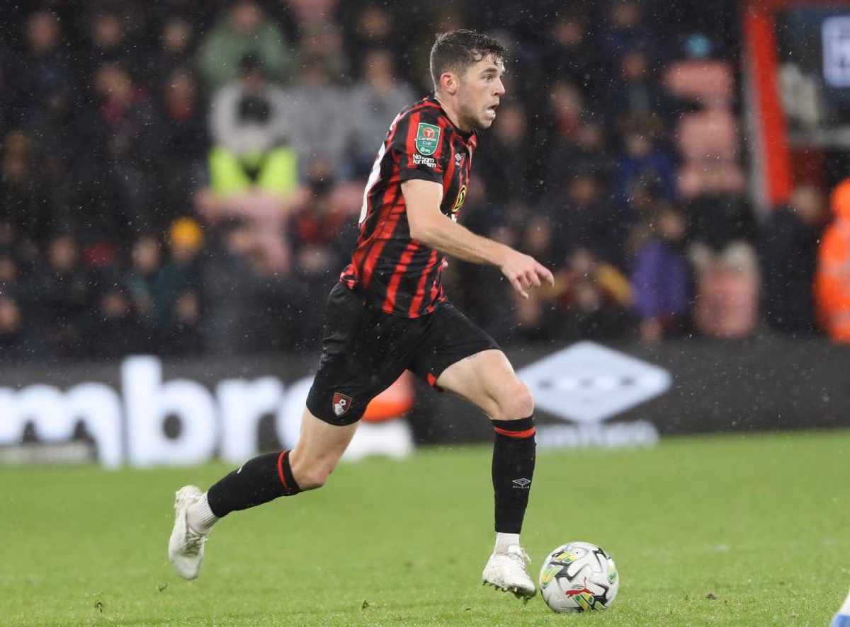 Ryan Christie là nhân tố quan trọng ở khu trung tuyến. (Ảnh: Bournemouth Echo)