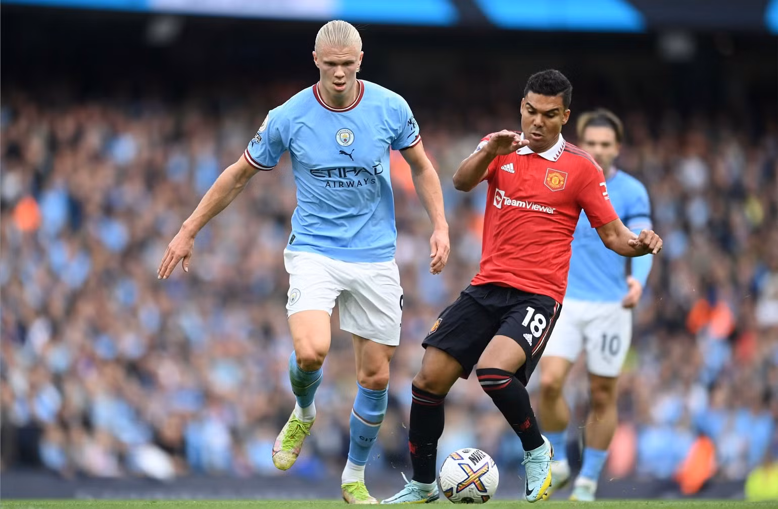 Casemiro giúp Man United có thêm phương án linh hoạt trong cả tấn công và phòng ngự. (Ảnh: South African) Casemiro giúp Man United có thêm phương án linh hoạt trong cả tấn công và phòng ngự. (Ảnh: South African)